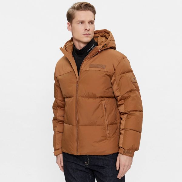 Tommy Hilfiger New York Hooded Puffer Bruin